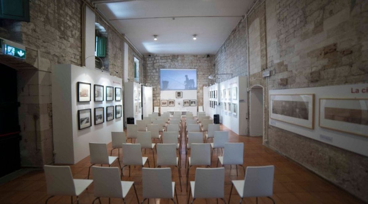 mostra il mare che unisce