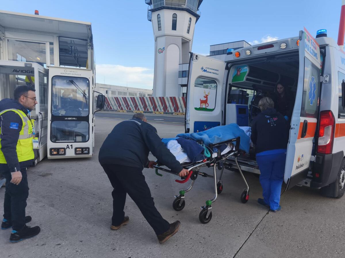 bimbo aeroporto bari