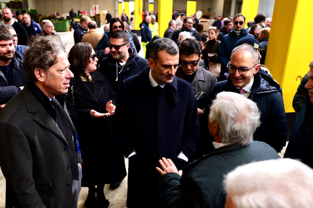 decaro mercato andria