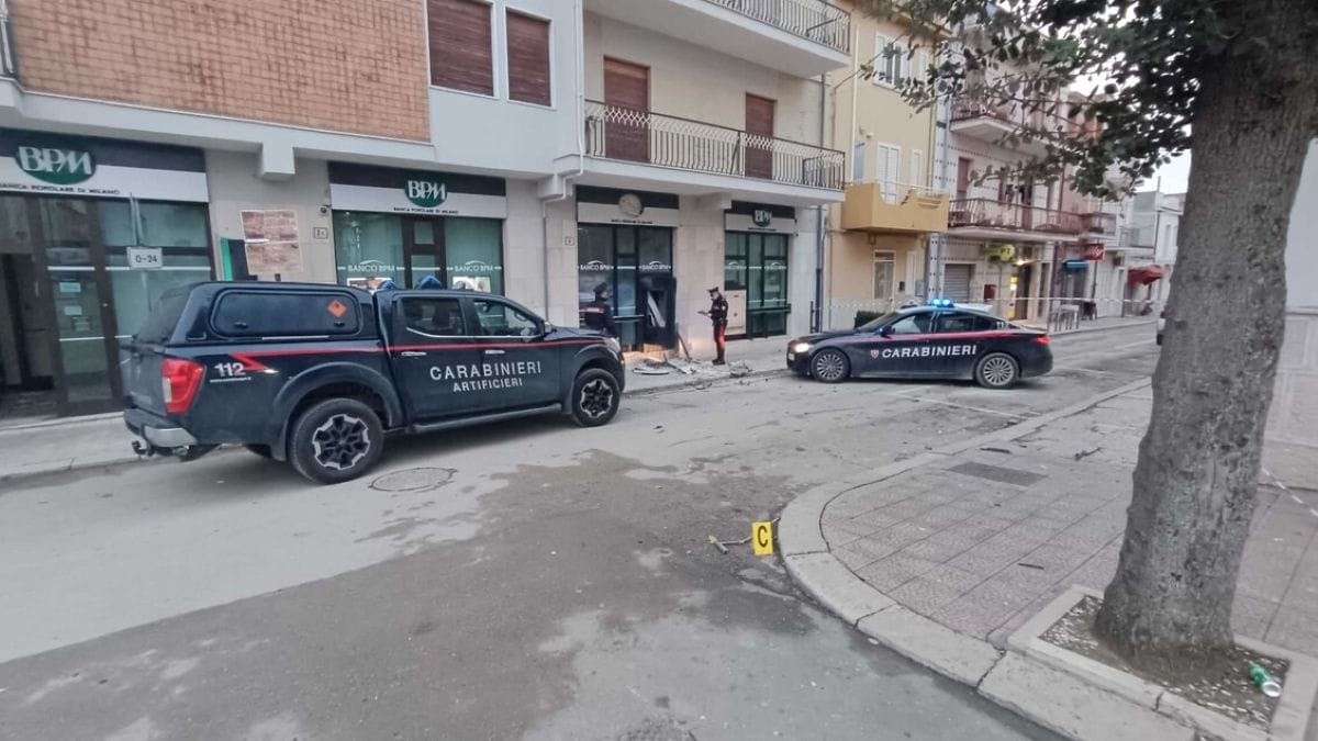 assalto bancomat poggio imperiale