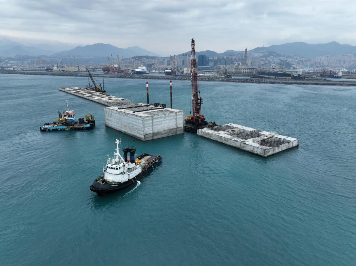 cantiere diga genova