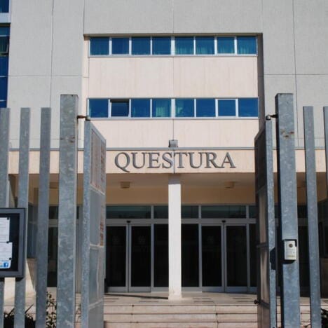 questura taranto